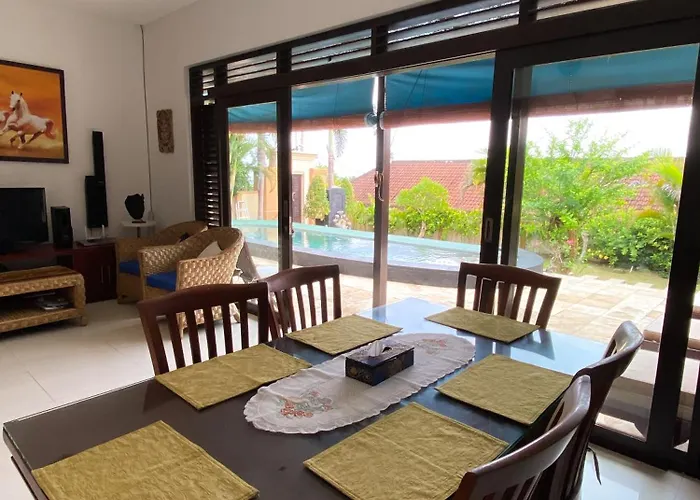 3 Bedroms Bulan Ungasan Villa Nusa Dua (Bali)