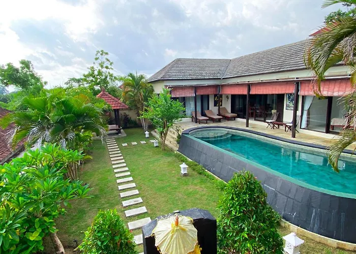 3 Bedroms Bulan Ungasan Villa *